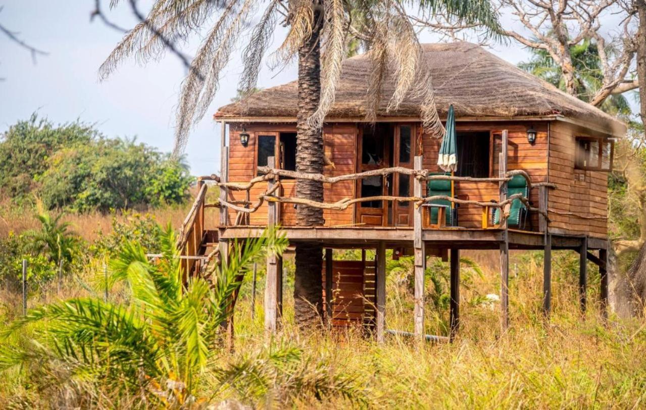 Mansa Musso Lodge Sanyang Екстериор снимка